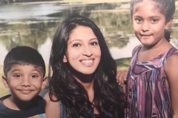 Bac si nhiem virus quay video noi loi tam biet cac con hinh anh