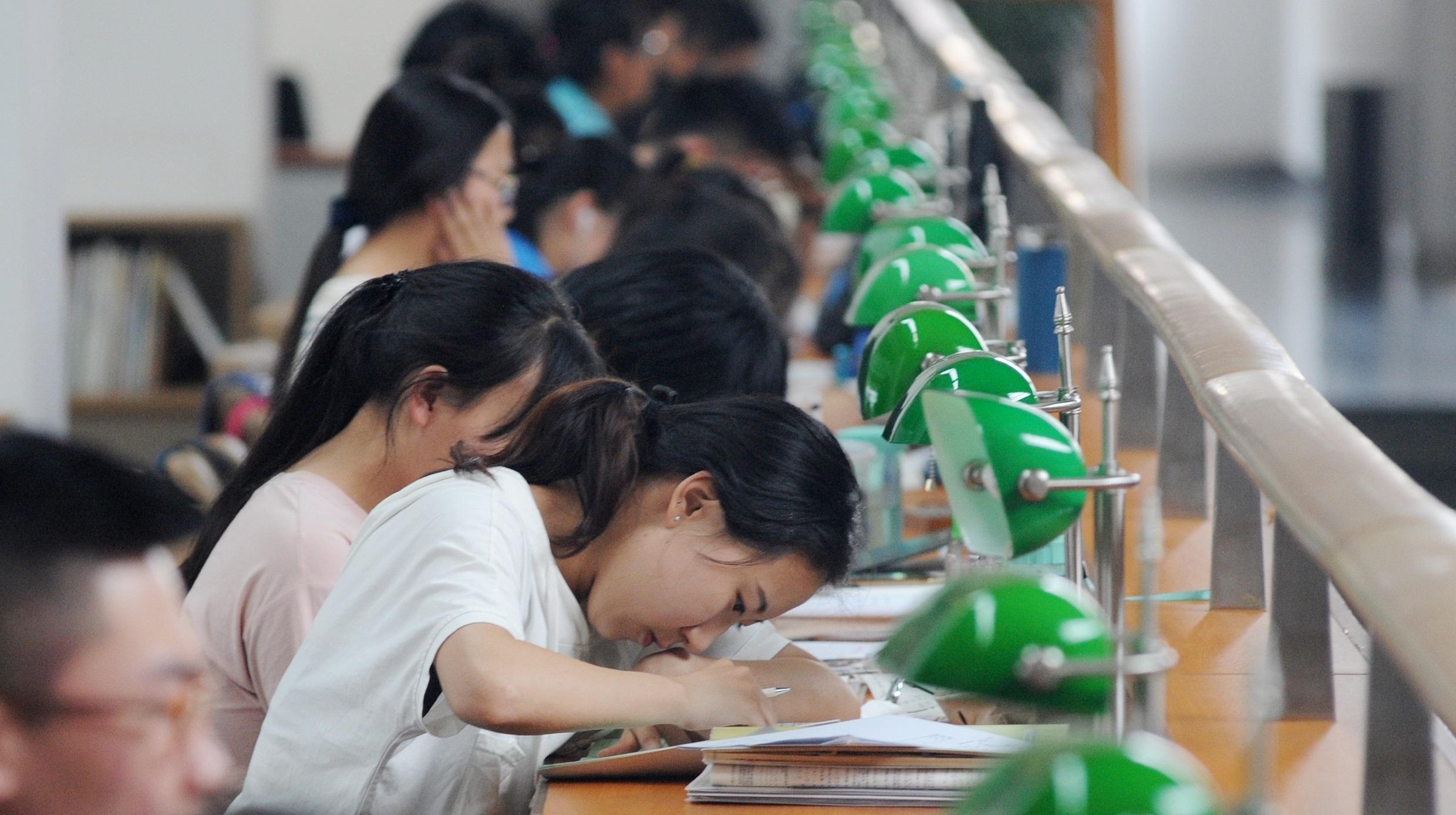 thi đại học trung quốc ảnh 1 thi dai hoc trung quoc anh 1