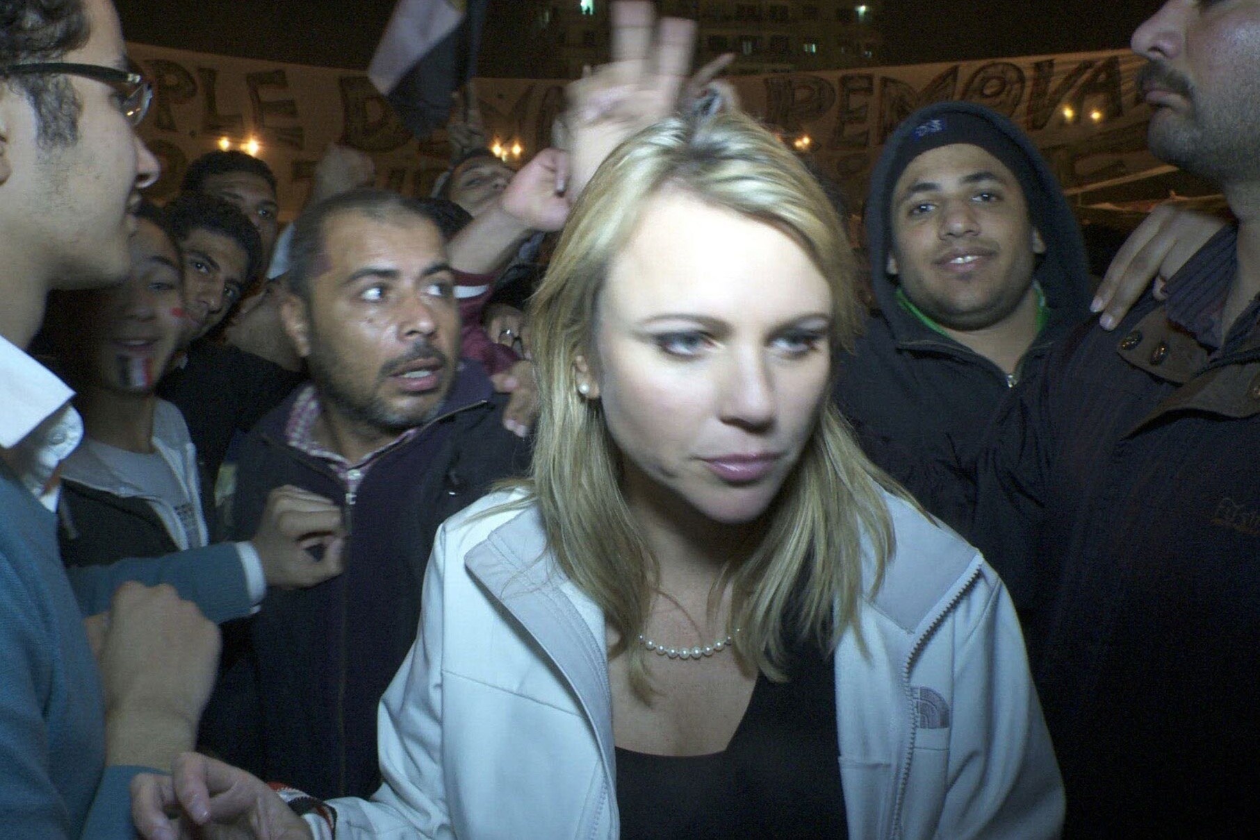 9 nam tim lai binh yen cua phong vien bi 200 nguoi tan cong tinh duc hinh anh