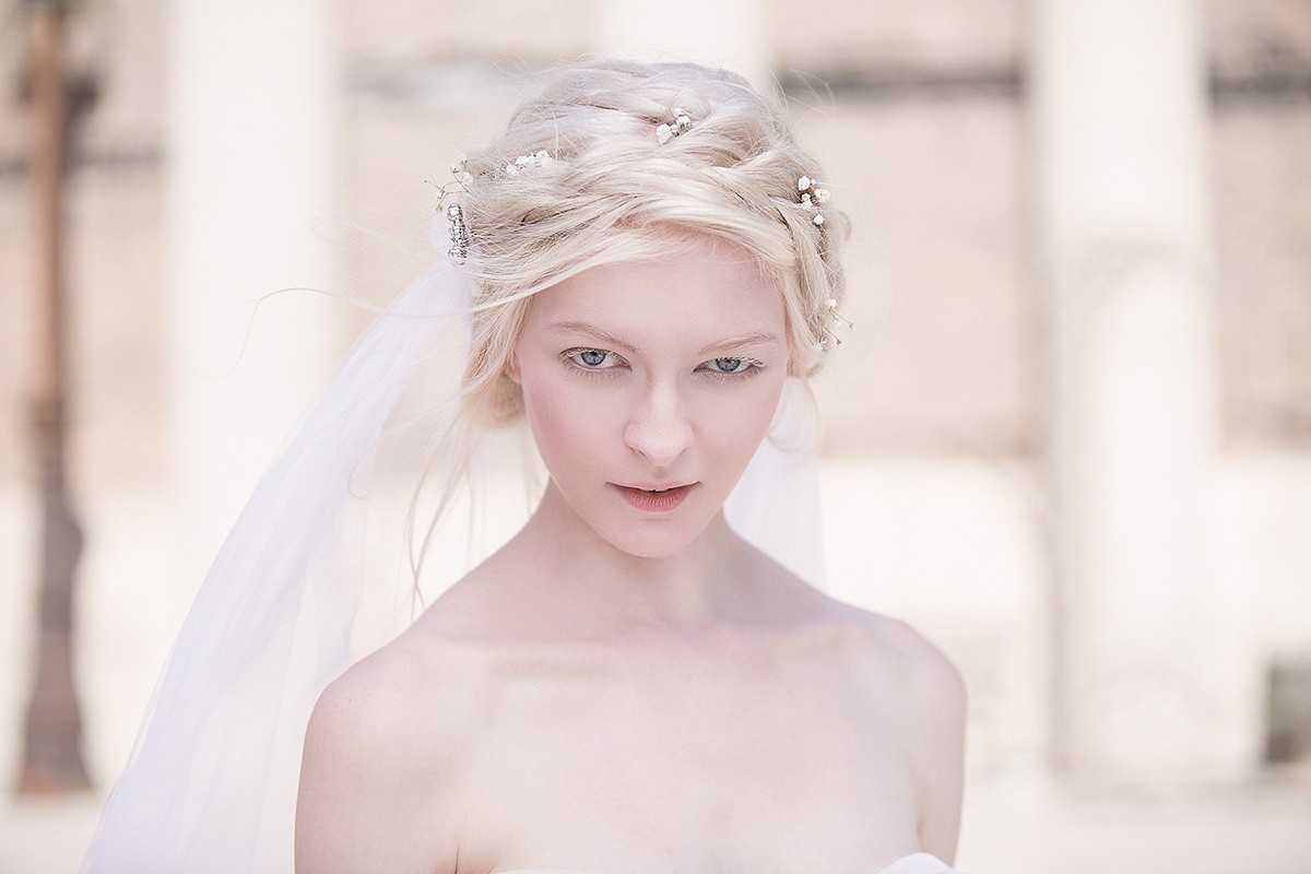 nguoi mau bach tang anh 1