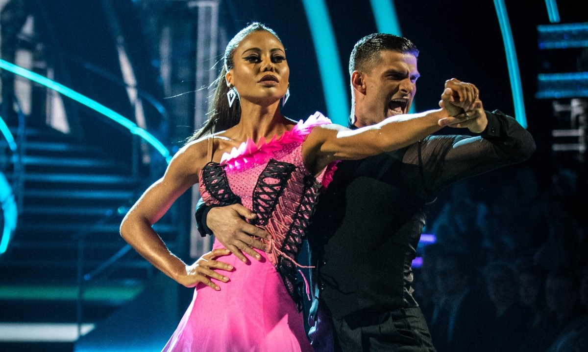 nu hau tuoc da mau anh 8