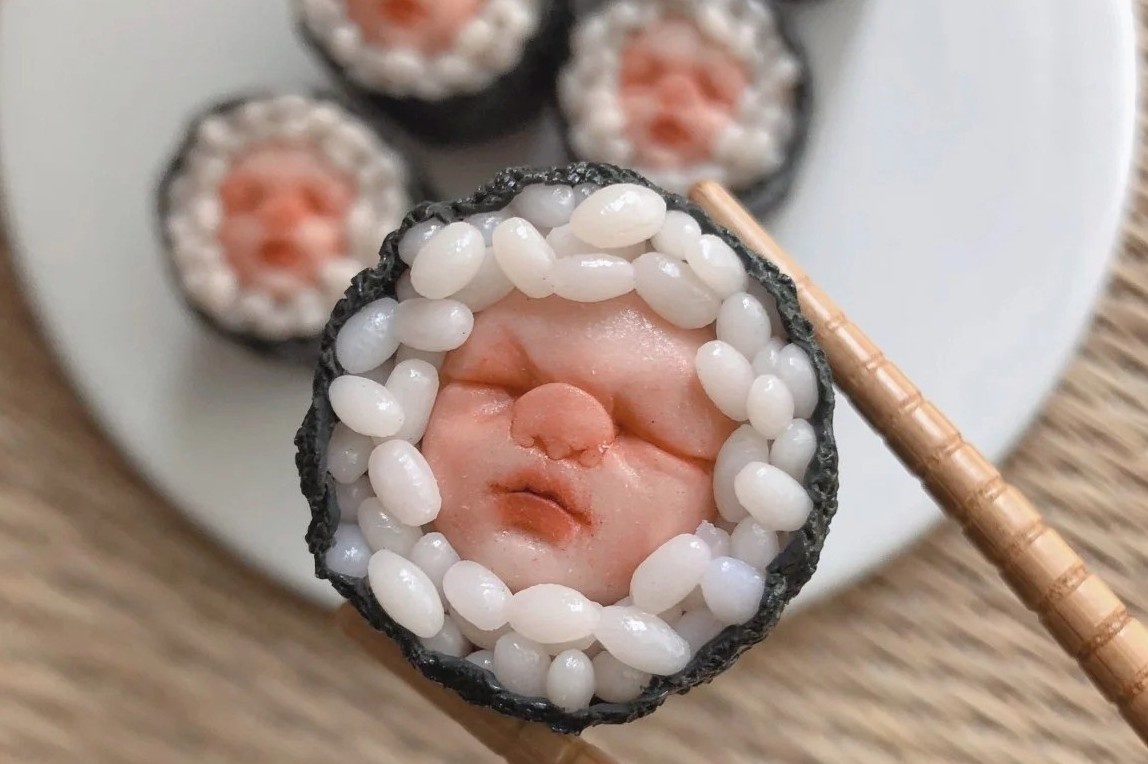 Nhung tac pham dieu khac gay tranh cai cua co gai Singapore hinh anh