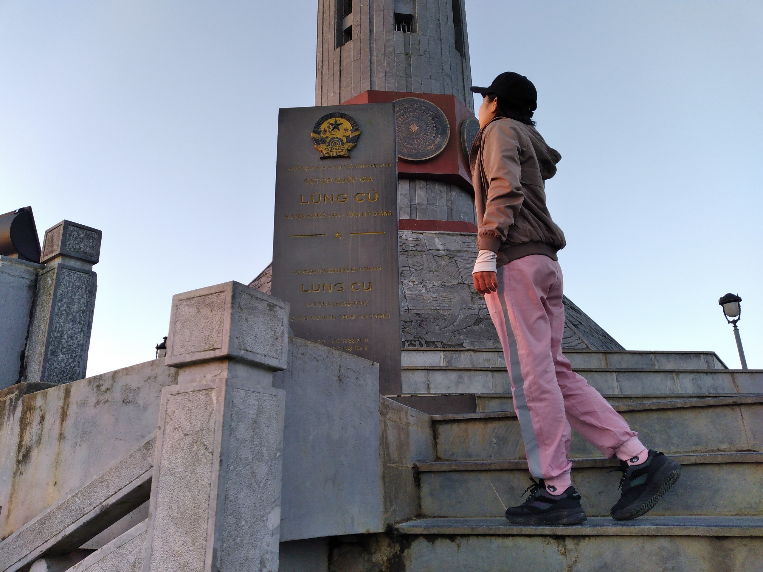 co gai di bo xuyen viet anh 4