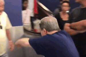 Khoanh khac doan tu cam dong cua cha va con mac hoi chung Down hinh anh