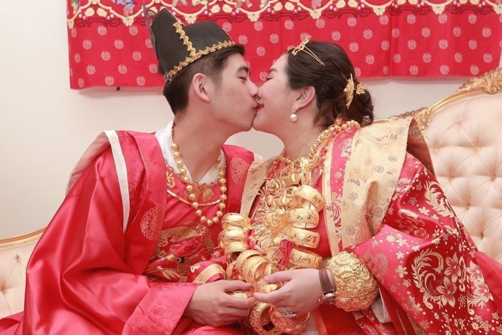 Chong tre kem 8 tuoi cua con gai ty phu song bac Macau hinh anh