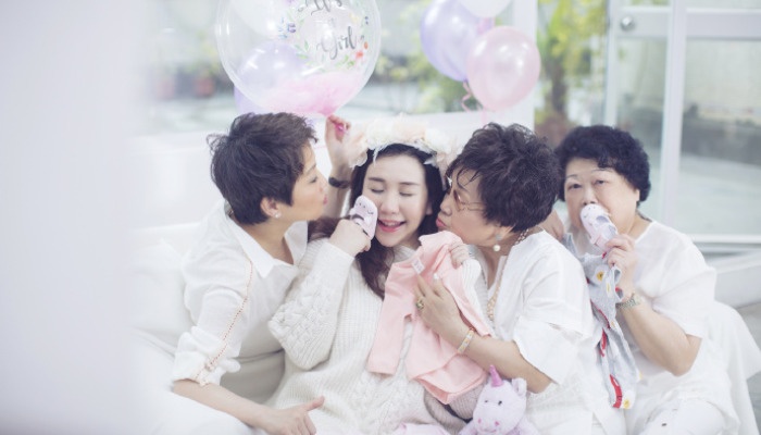 con gai ha hong san anh 8