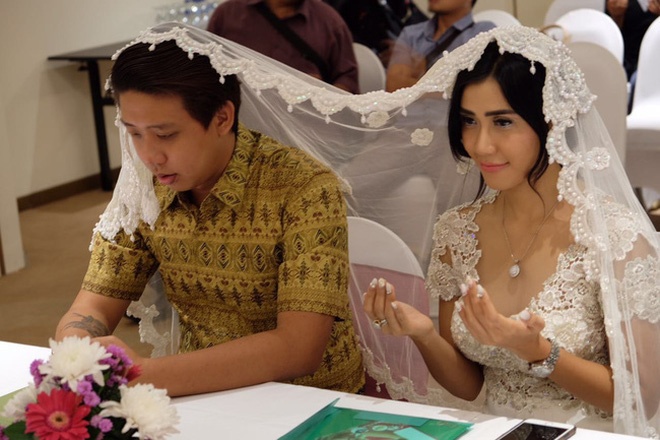 cuoi sau 6 ngay gap mat anh 1