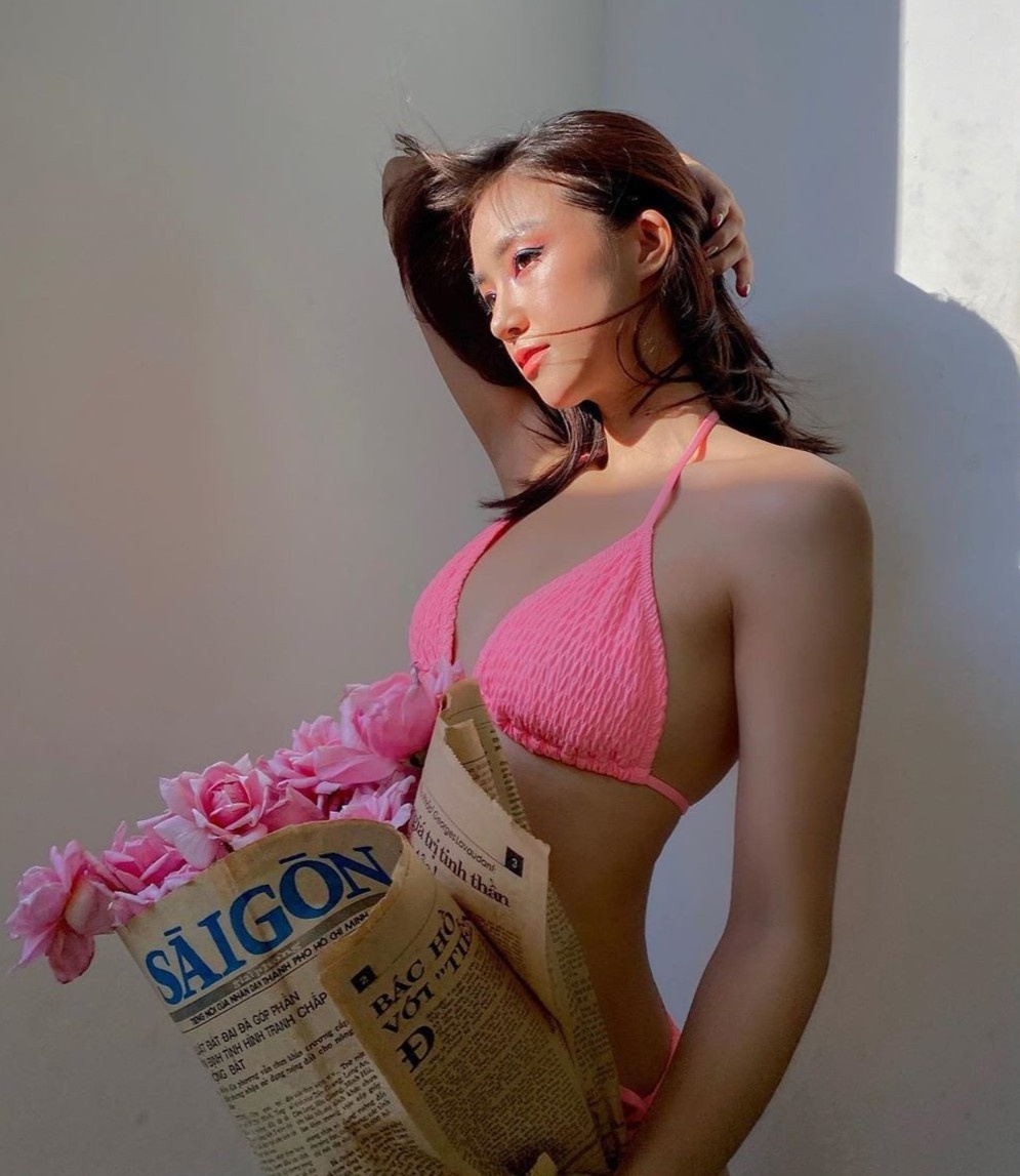 hot girl dien bikini anh 2