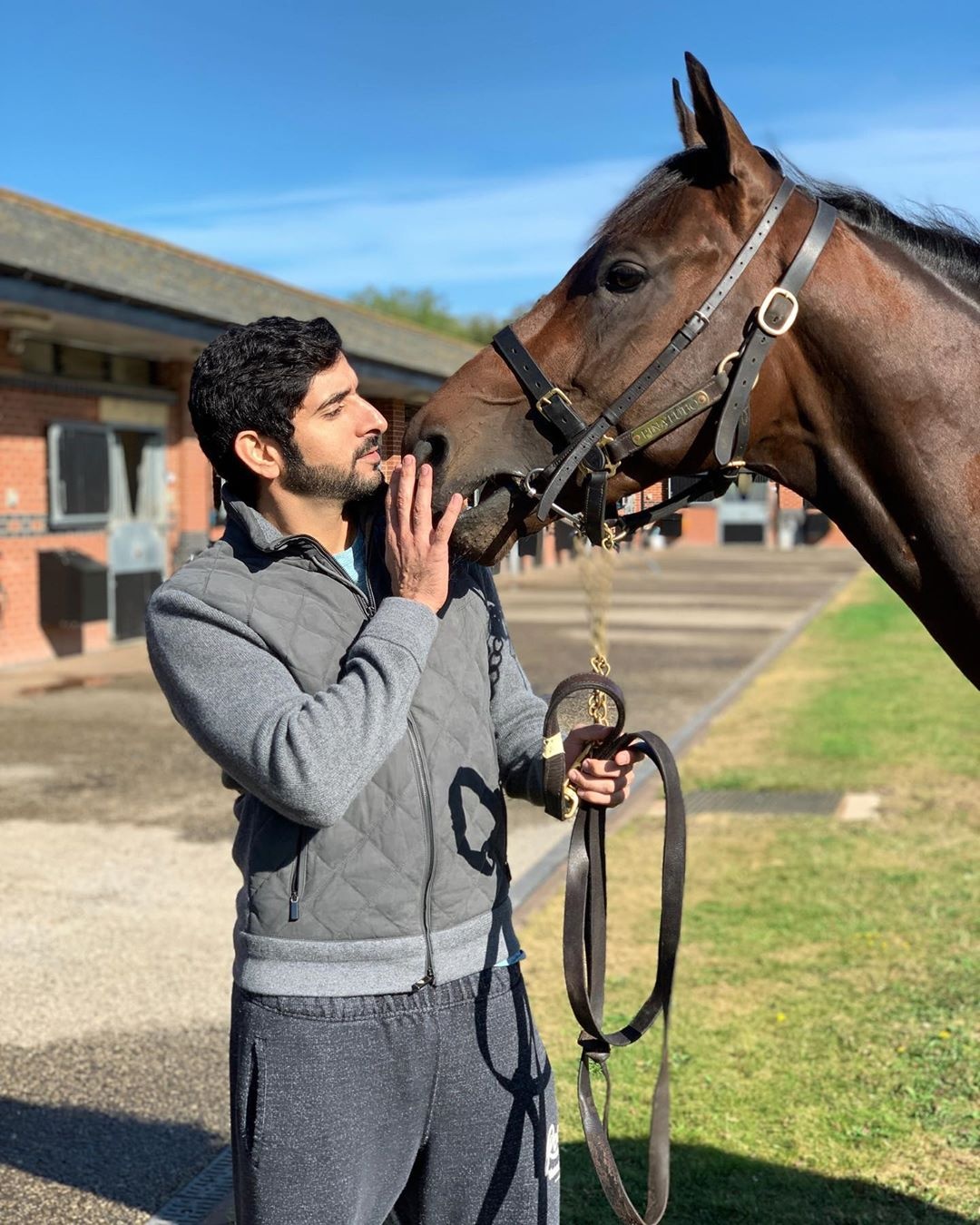 hoàng tử là vdv đua ngựa ảnh 8 hoang tu la vdv dua ngua anh 8