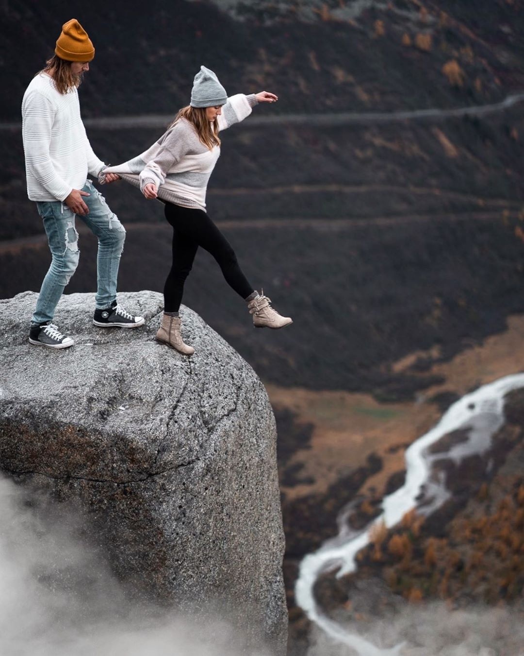 tạo dáng nguy hiểm chụp ảnh ảnh 3 tao dang nguy hiem chup anh anh 3