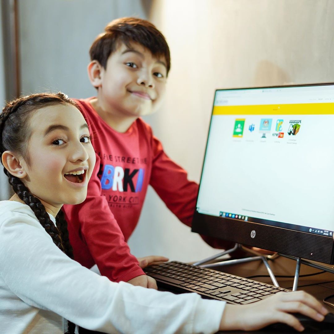 vlogger nhi mua xe anh 2