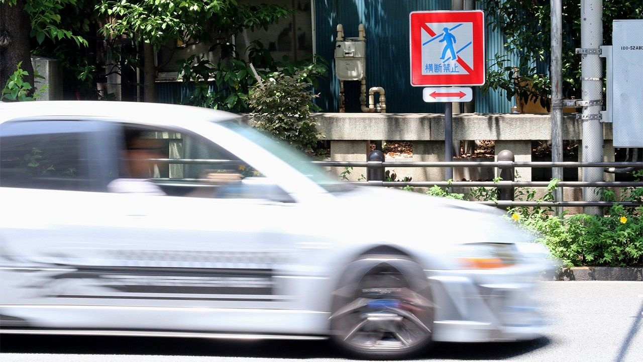 trẻ em lái xe ảnh 1 tre em lai xe anh 1