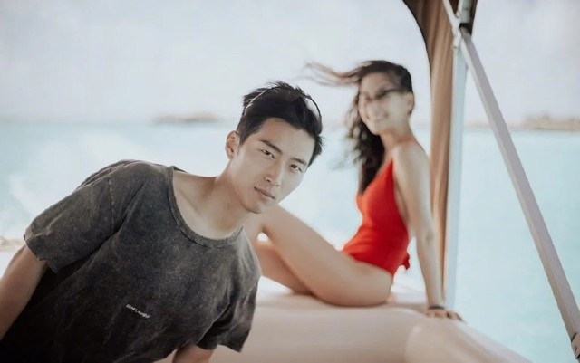 con gai ha hong san anh 2