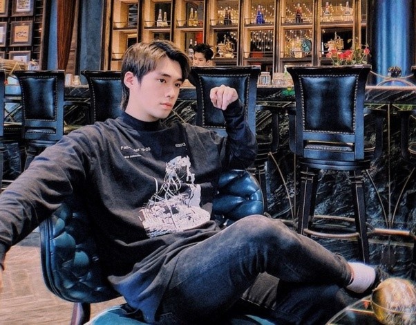 nguoi ay la ai anh 9