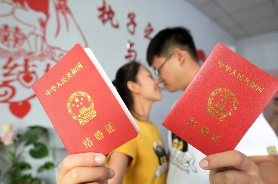 Xep hang dang ky ket hon ngay That Tich o Trung Quoc hinh anh