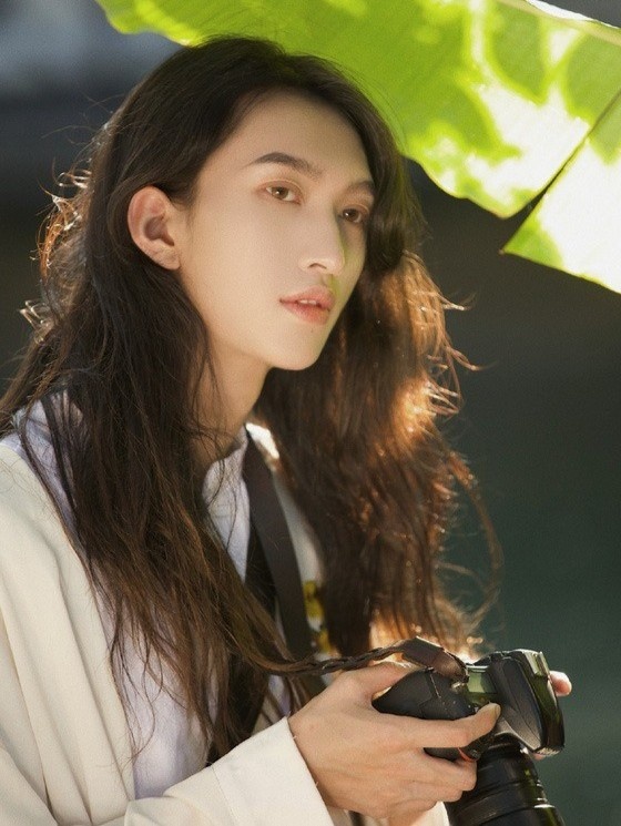 hot boy lo mat that anh 2