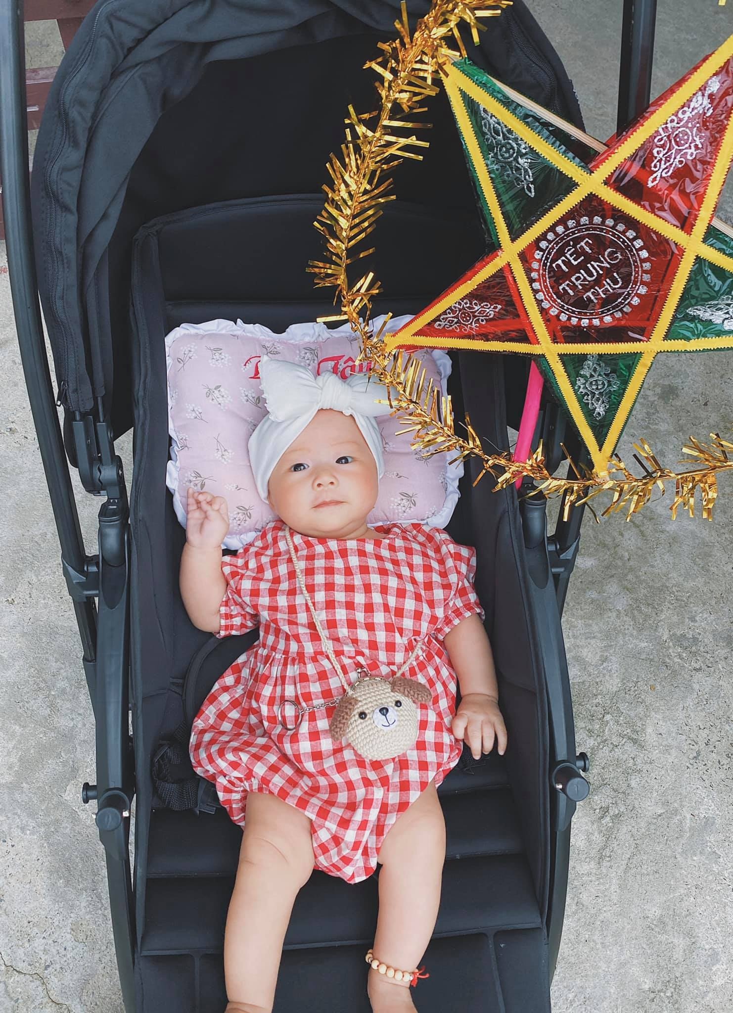 cầu thủ đón trung thu ảnh 4 cau thu don trung thu anh 4