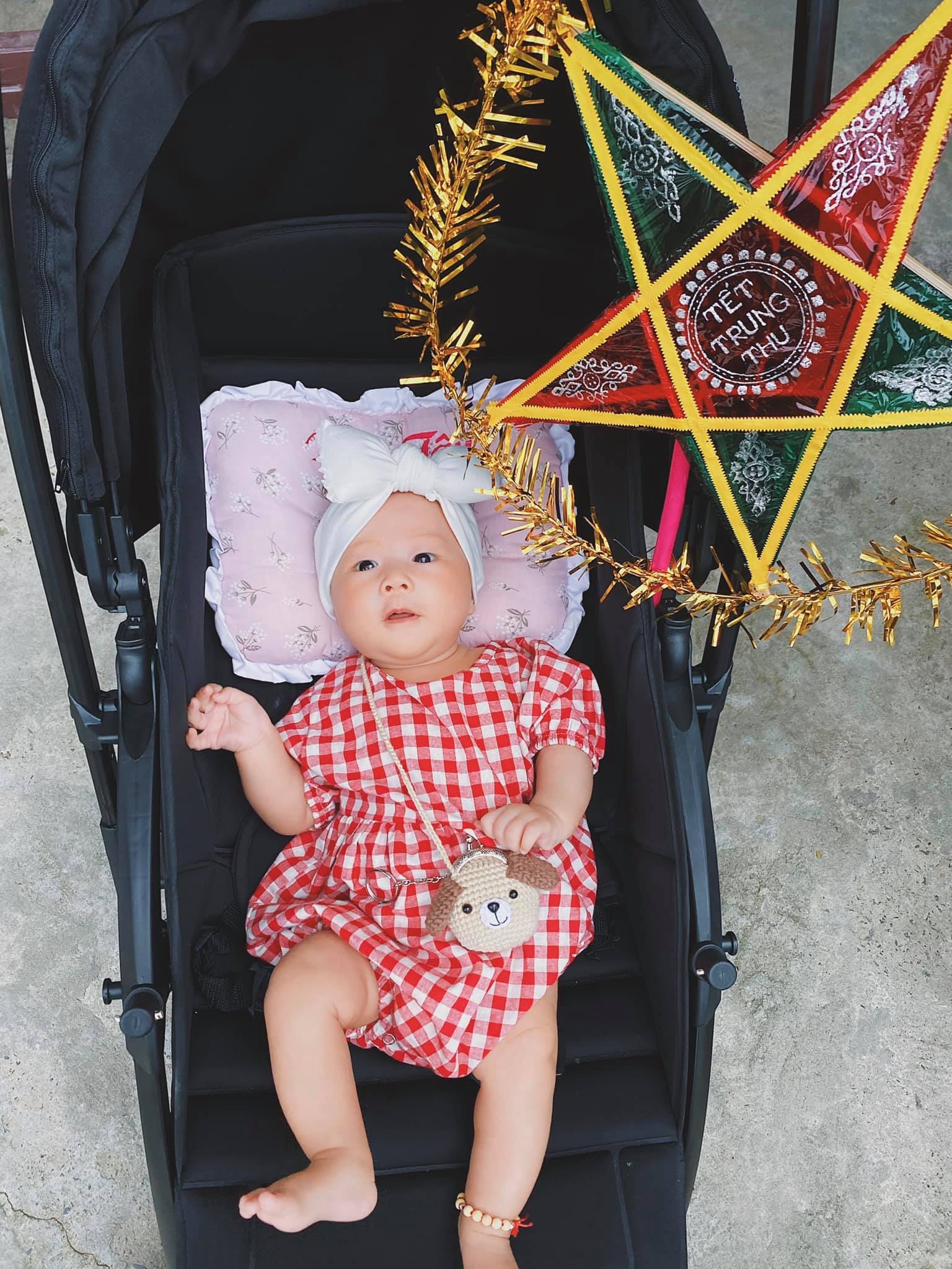 cầu thủ đón trung thu ảnh 5 cau thu don trung thu anh 5