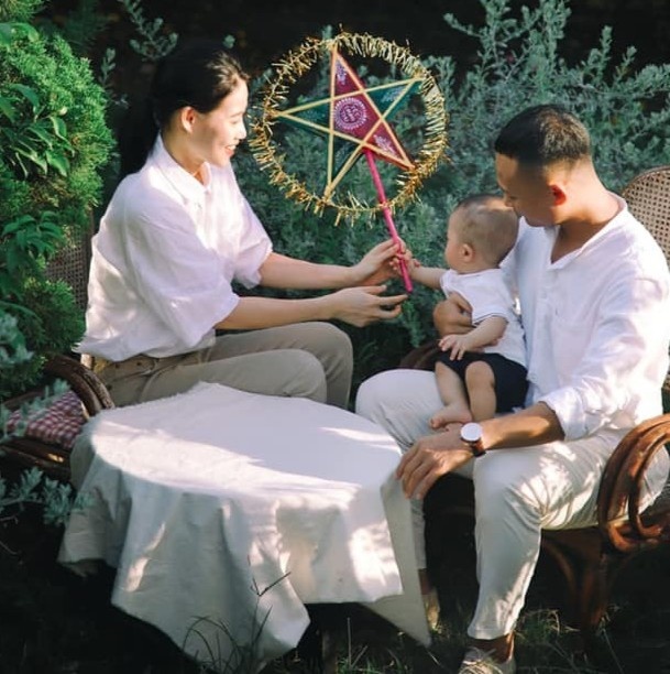 cầu thủ đón trung thu ảnh 3 cau thu don trung thu anh 3