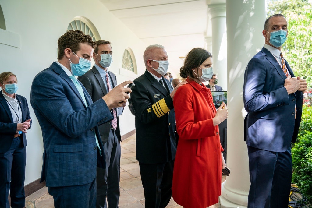 trump mac covid-19 anh 3