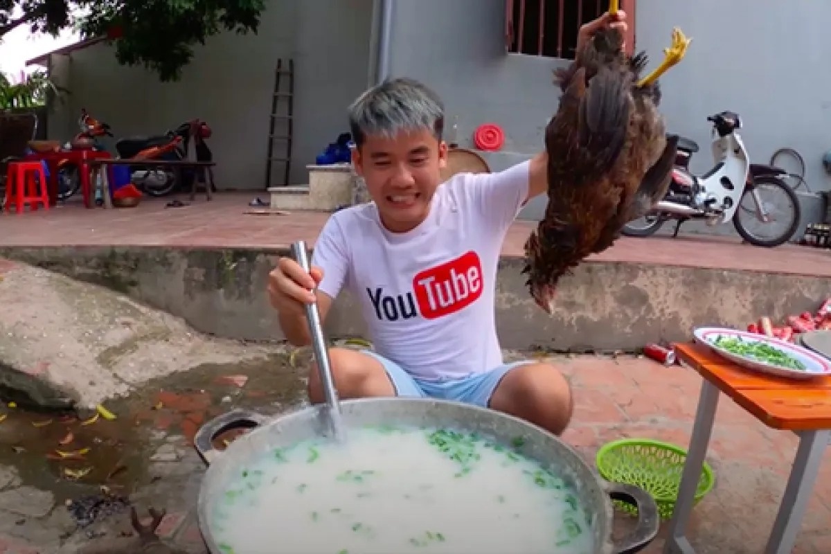 hung vlog bi phat anh 1
