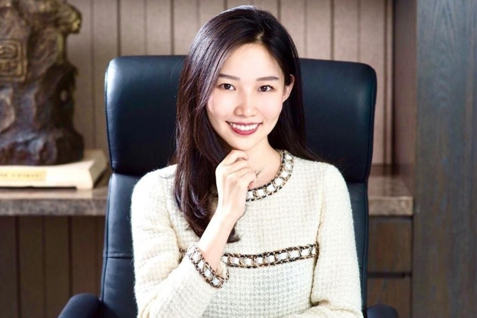 Nu chu tich 28 tuoi cua cong ty duoc pham o Trung Quoc hinh anh