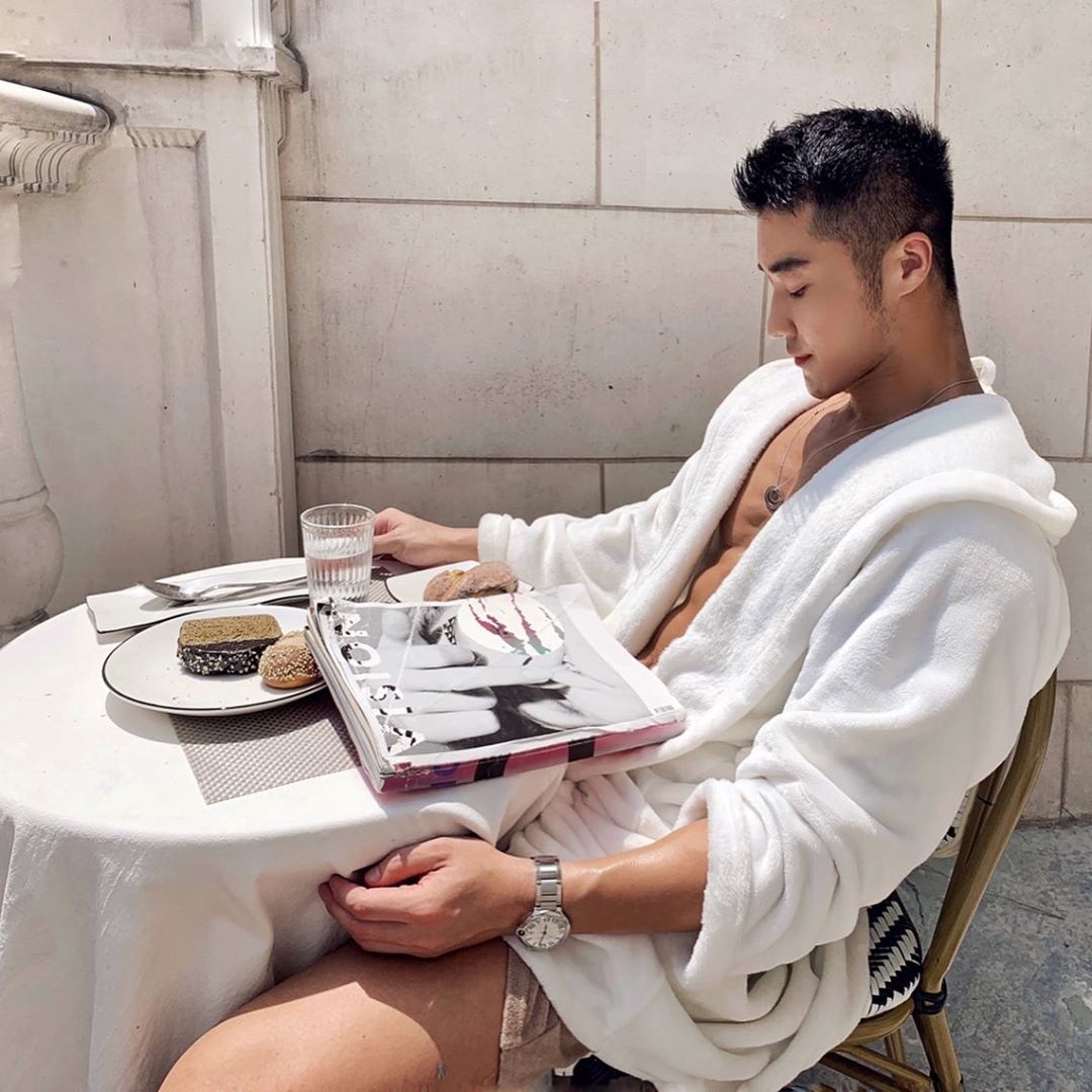 mua anh khoe len mang anh 3