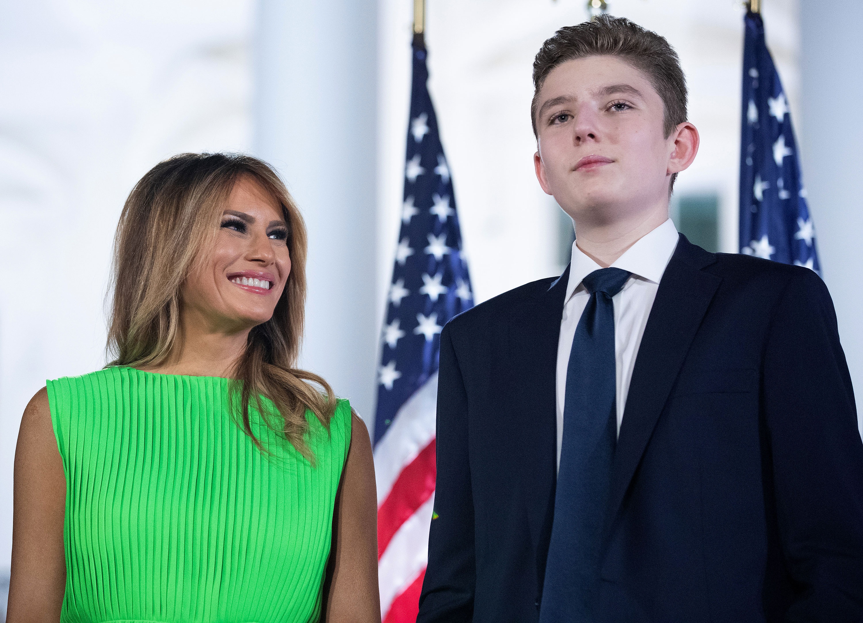 Doi tu cua Barron, Ivanka Trump duoc quan tam hinh anh