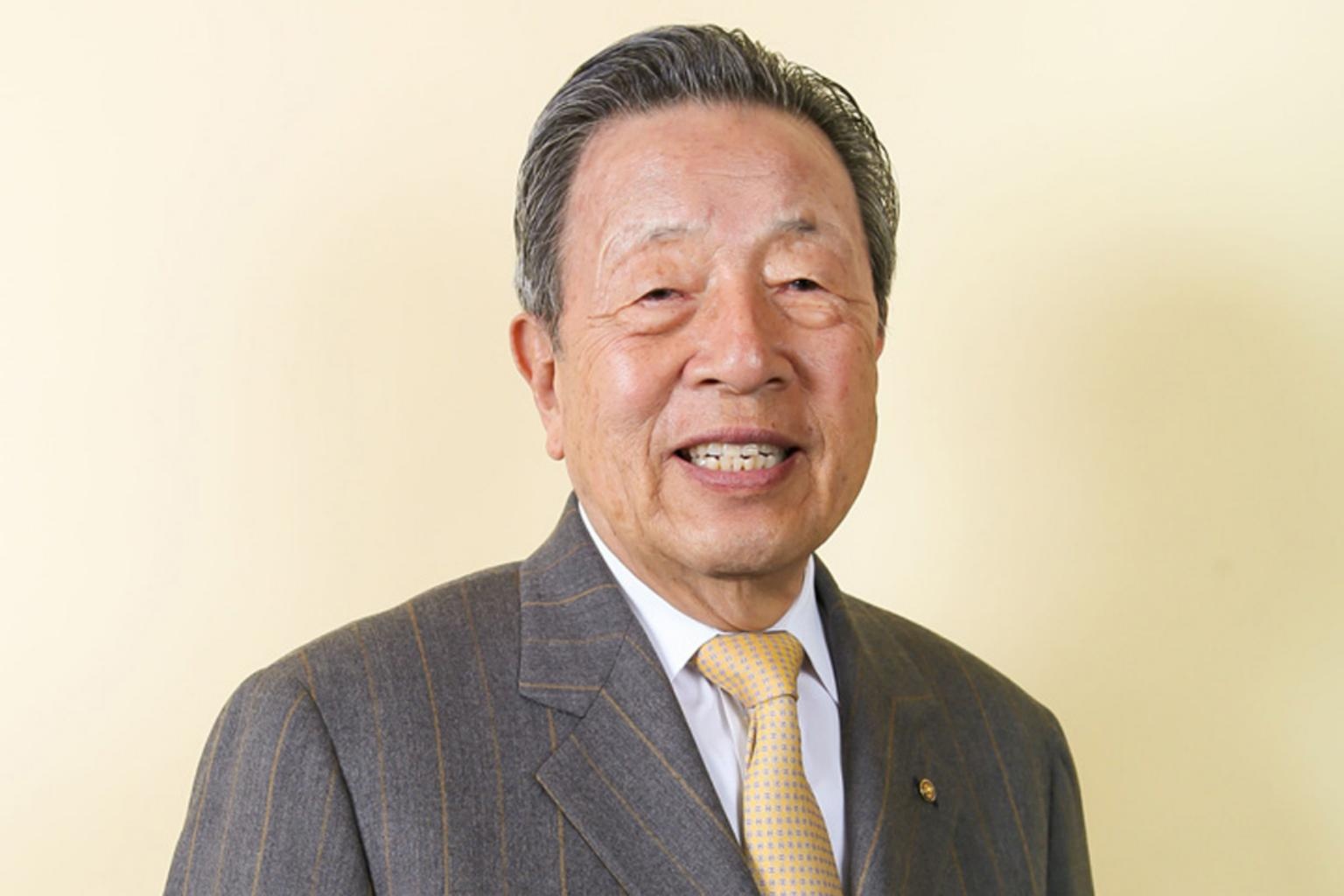 ty phu nhat ban kien con gai anh 1