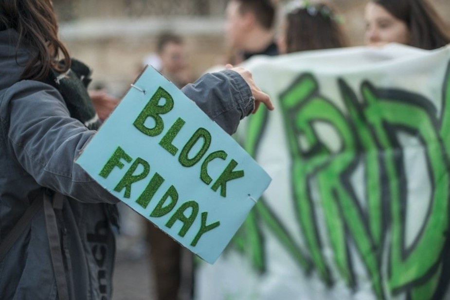 Black Friday da chet o chau Au? hinh anh