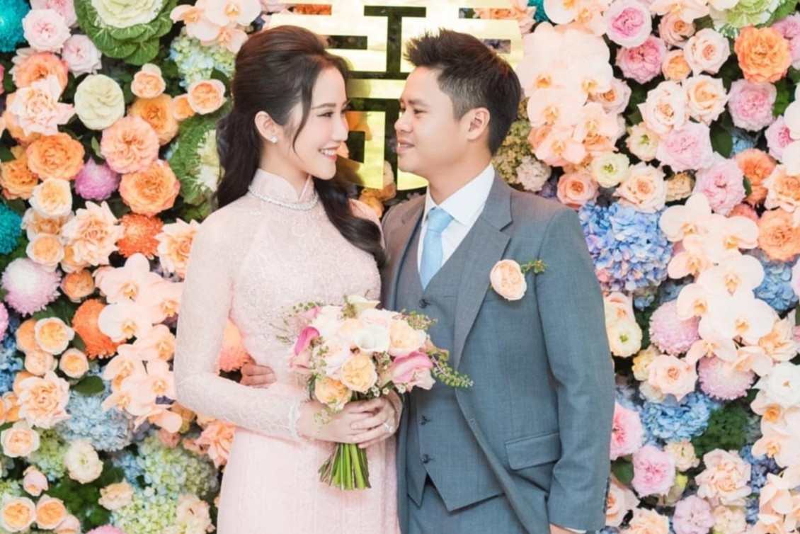 Dam cuoi cua hoi thieu gia, cau thu duoc mong doi hinh anh