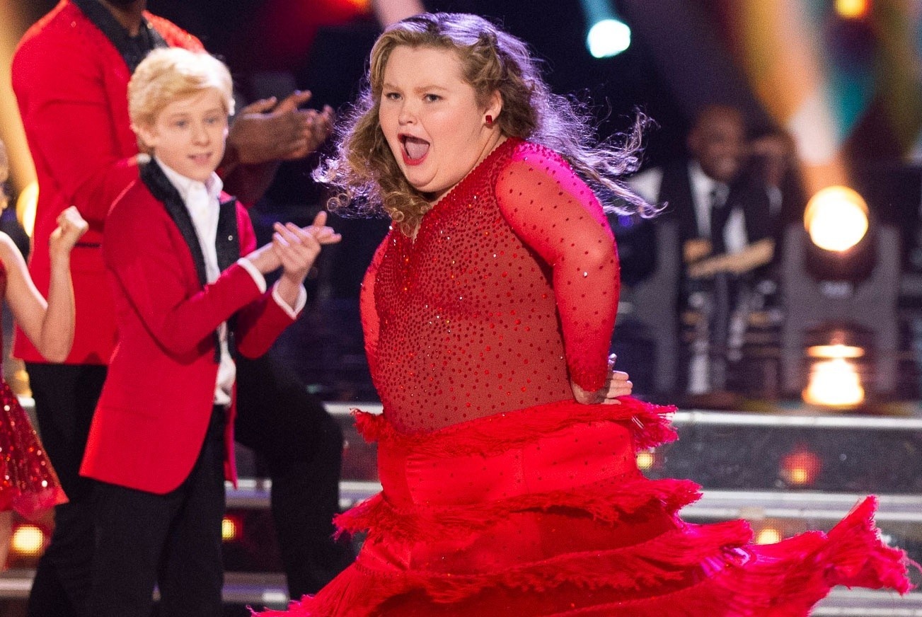 Hoa hau nhi mot thoi cua My vat lon voi benh beo phi hinh anh