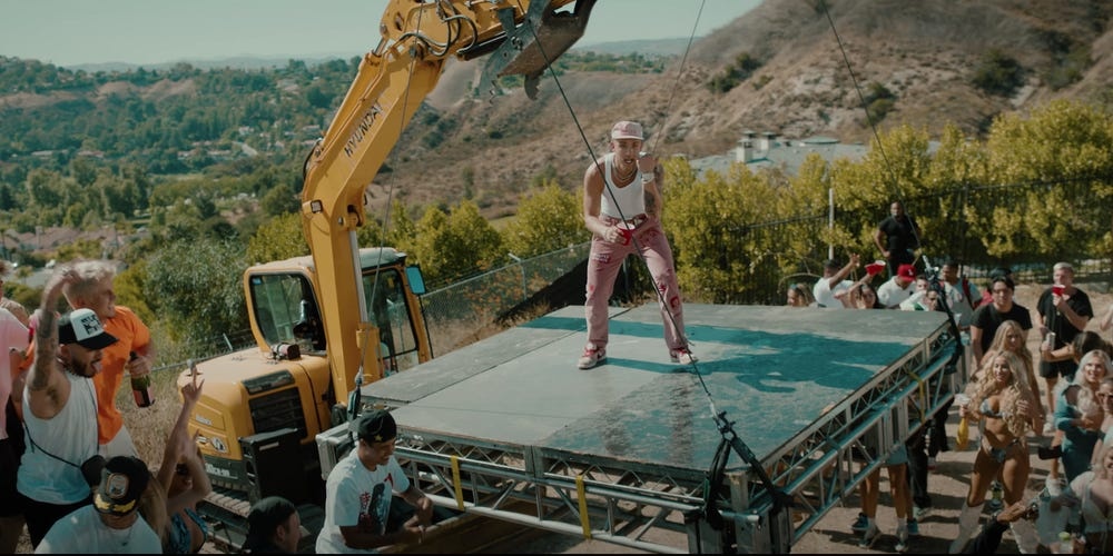 tiệc tùng giữa đại dịch ảnh 2 tiec tung giua dai dich anh 2