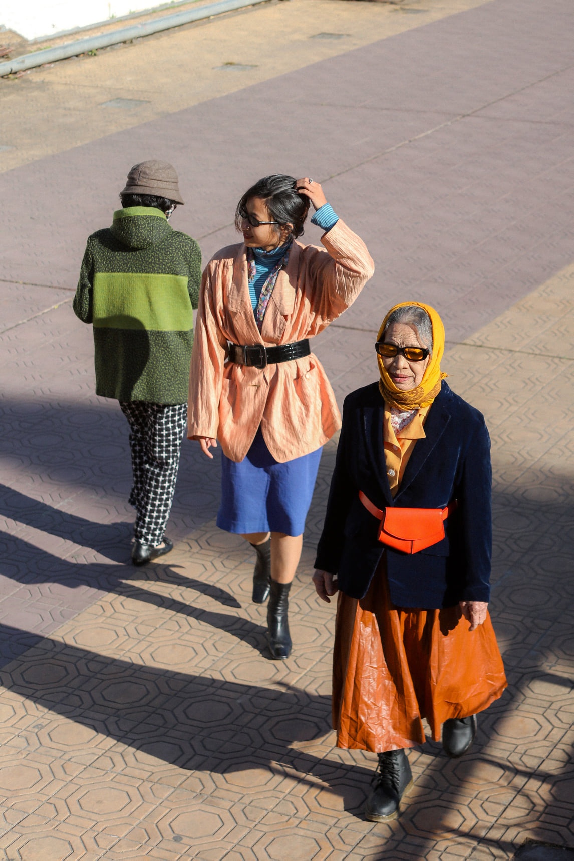 du lich cung ba noi anh 7