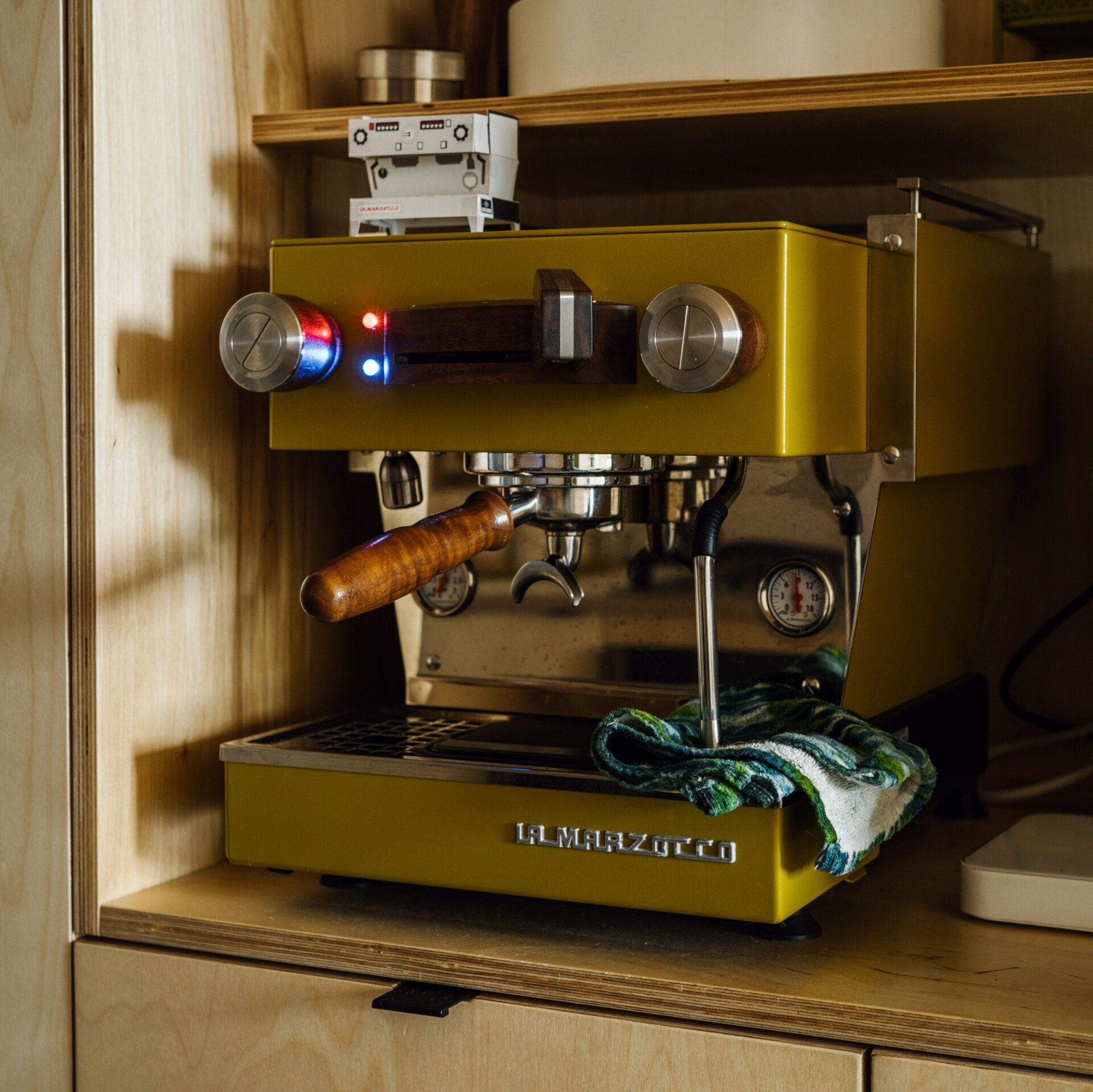 mua it do dac hon anh 2