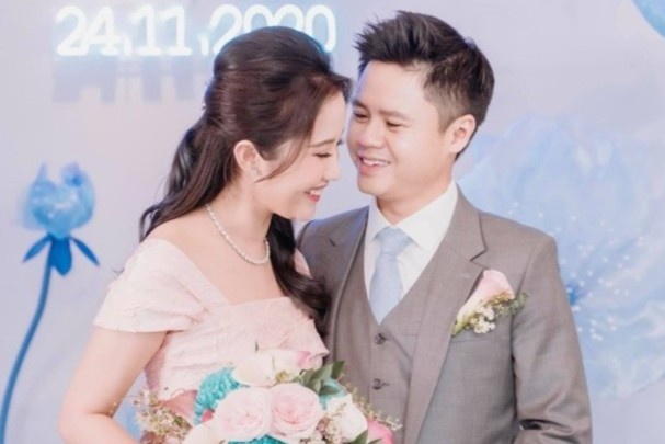 Dam cuoi cua Phan Thanh, PewPew duoc mong doi trong nam 2021 hinh anh