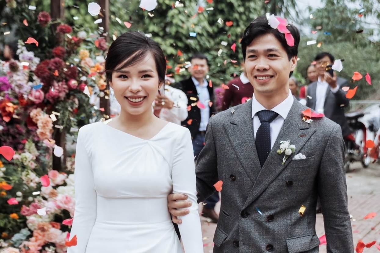 Cong Phuong lan dau dang anh cuoi hinh anh