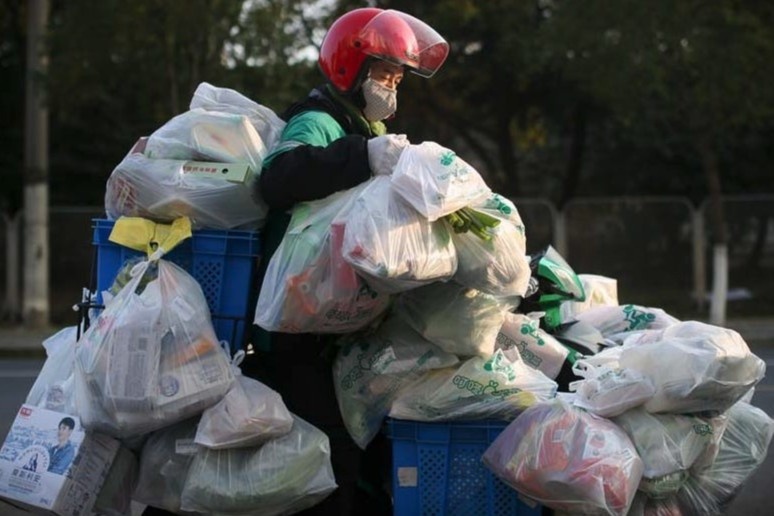 Thuat toan vo cam voi shipper Trung Quoc hinh anh