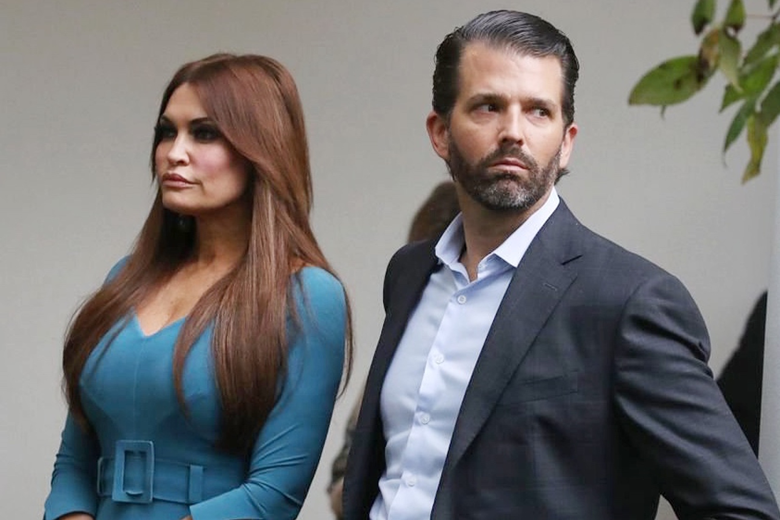 Bi hat hui, Donald Trump Jr. va ban gai roi New York hinh anh