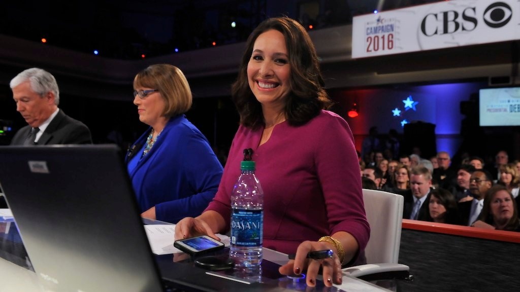 nu phong vien nha trang anh 9