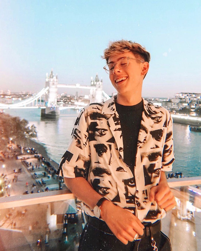 giả giàu trên mạng ảnh 3 gia giau tren mang anh 3