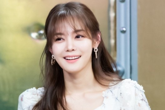 3 nu phien dich bat ngo noi tieng sau mot dem hinh anh