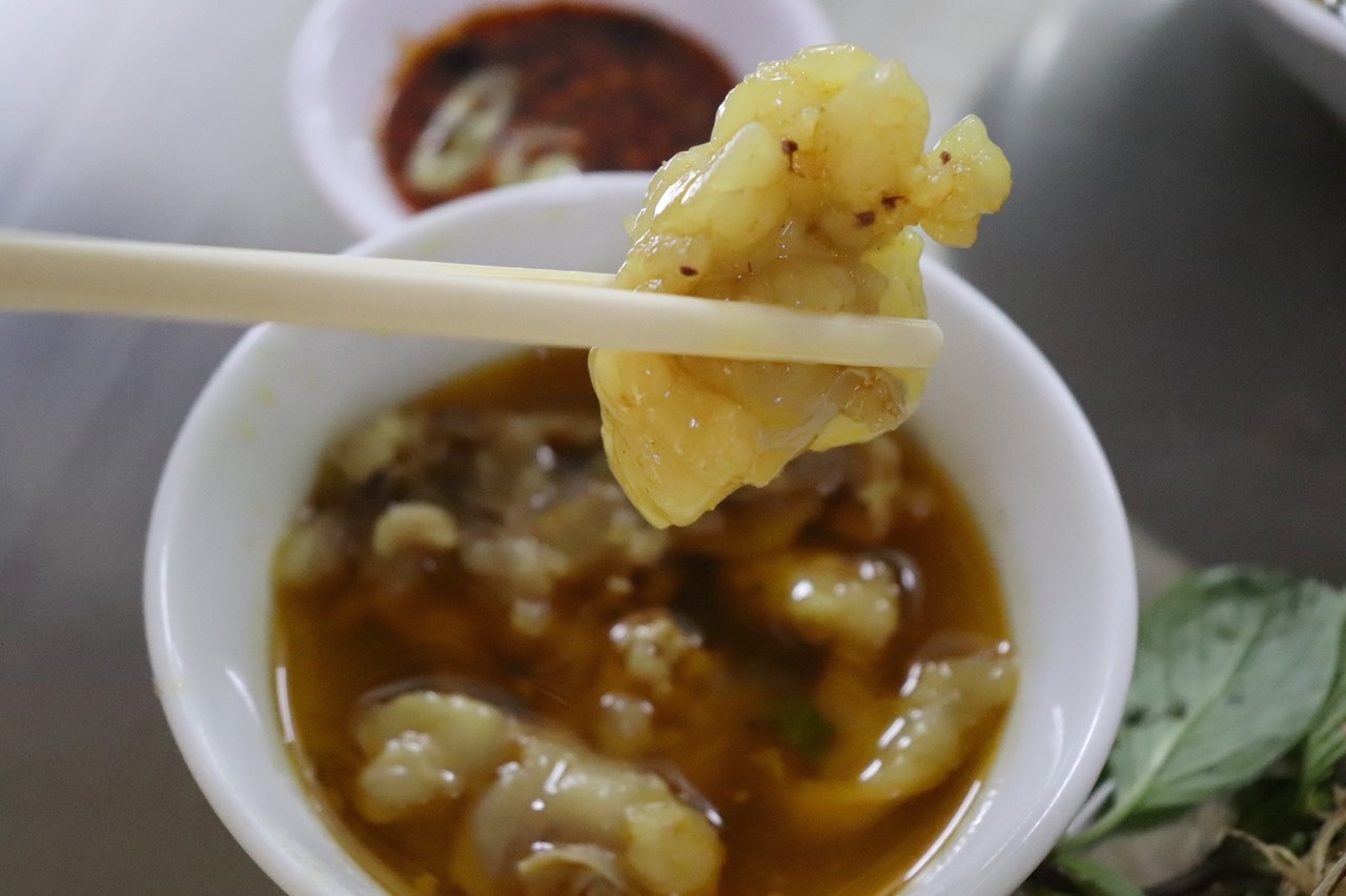 bún bò mỡ nổi tp.hcm ảnh 4 bun bo mo noi tp.hcm anh 4