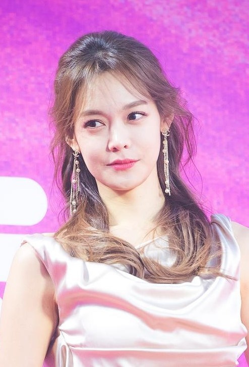 phiên dịch viên xinh đẹp ảnh 4 phien dich vien xinh dep anh 4