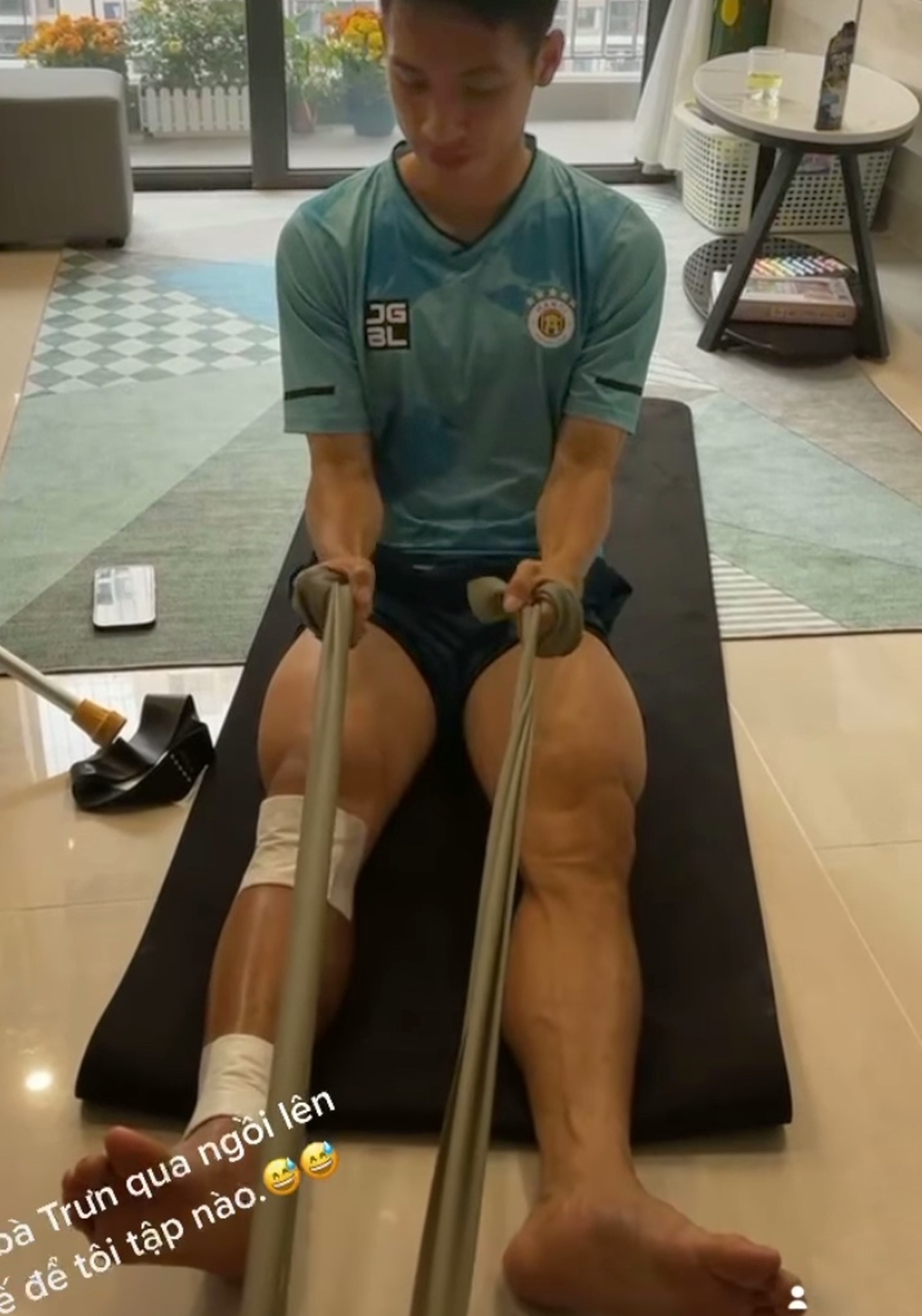 hung dung hoi phuc chan thuong anh 1