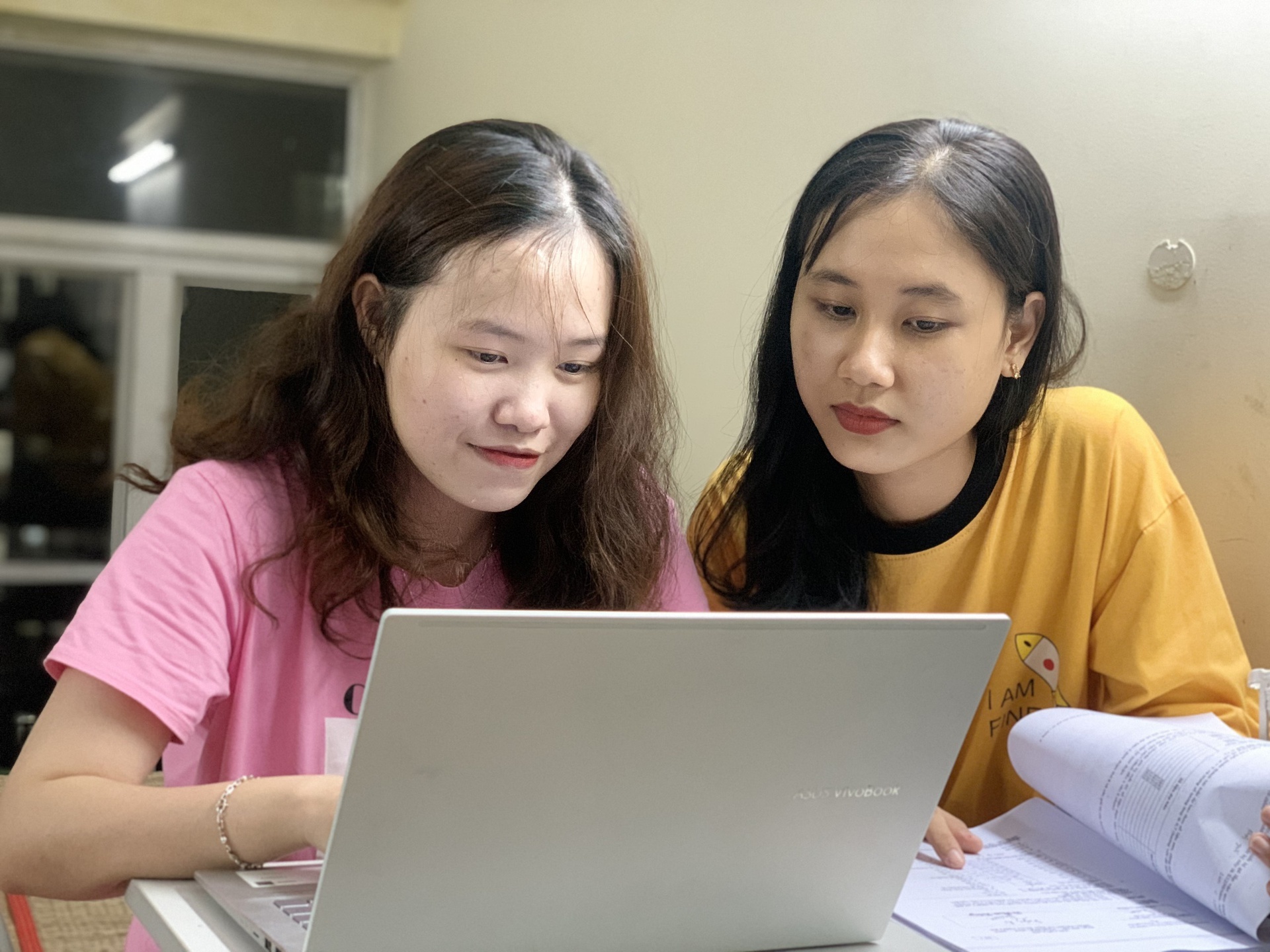 sinh vien van o lai tphcm anh 2