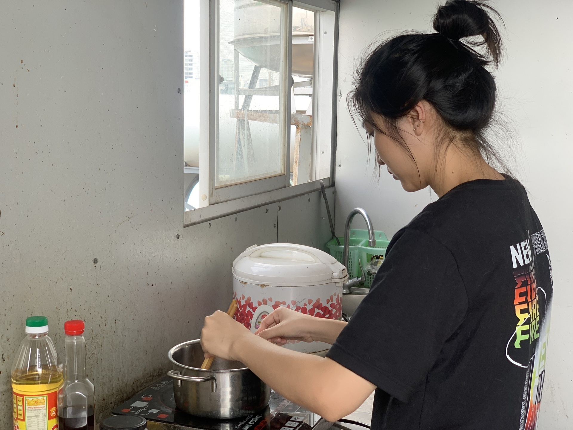 sinh vien van o lai tphcm anh 3