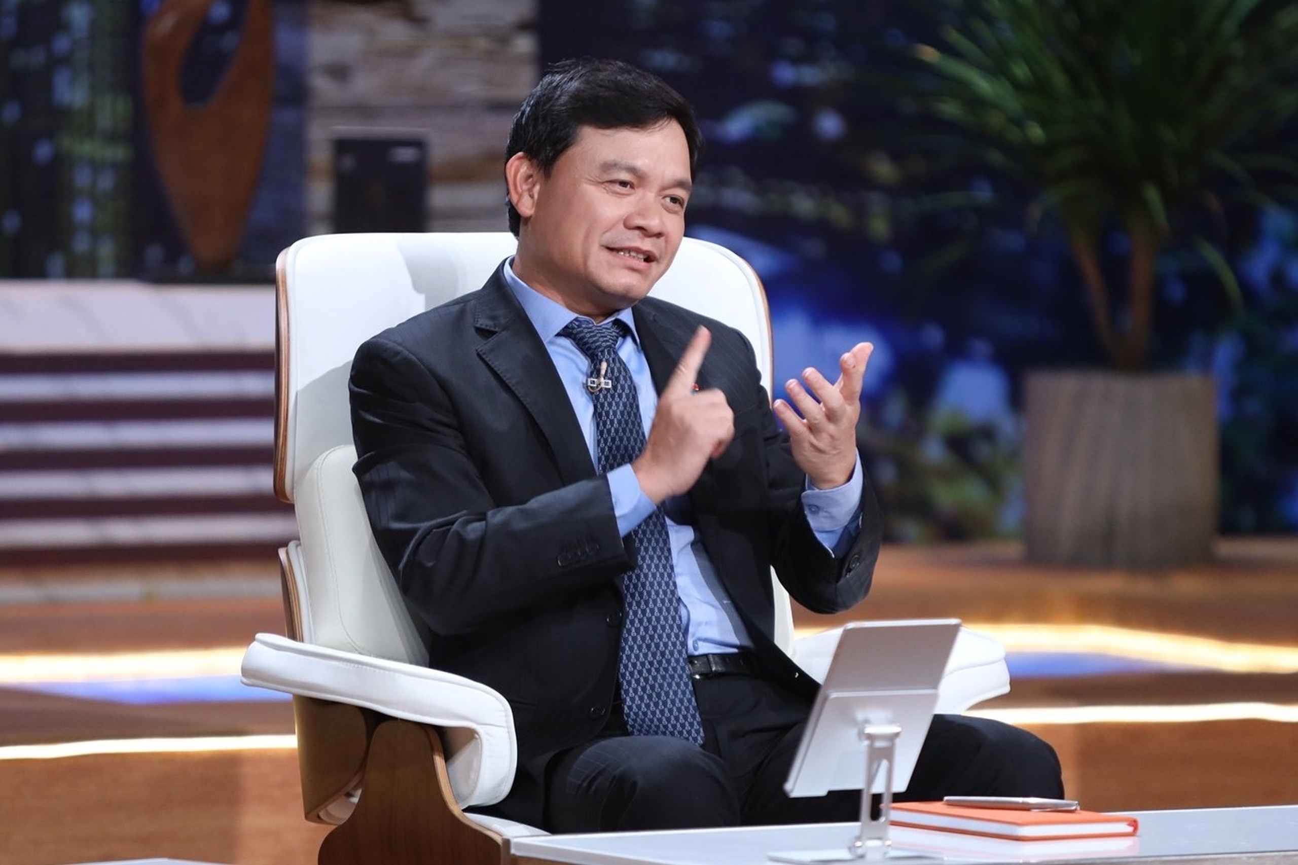 shark phú khen startup ảnh 2 shark phu khen startup anh 2