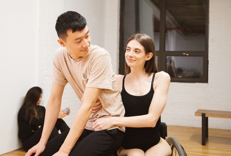 tình yêu của người mẫu khuyết tật ảnh 1 tinh yeu cua nguoi mau khuyet tat anh 1