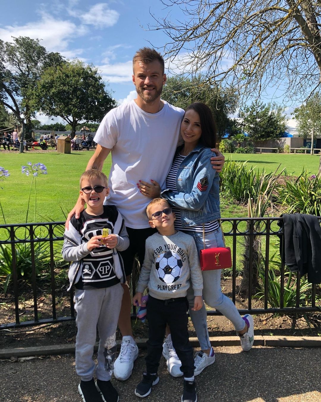 vo cau thu ukraine anh 8